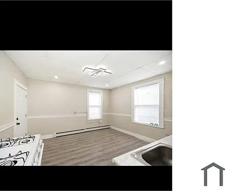 9 Helen St #1 — Photo 17