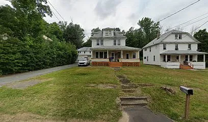 327 S Main St — Photo 1