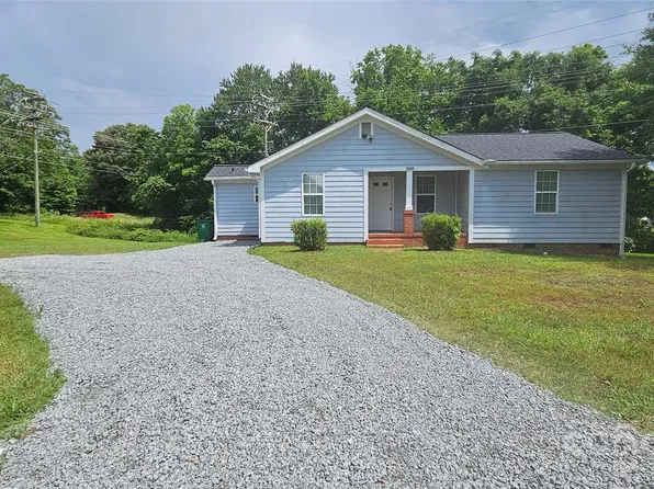 2820 Bellhaven Cir, Charlotte, NC 28214