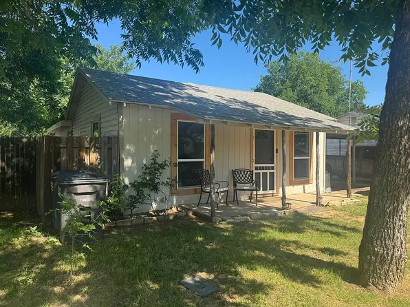 106 Gandy St, Lipan, TX 76462