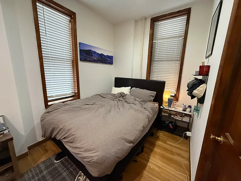 265 W 19th St #2E — Photo 9