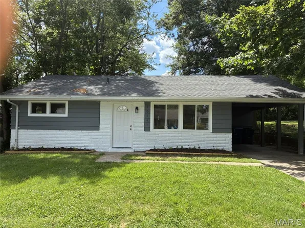 10141 Ventura Dr, Saint Louis, MO 63136