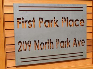 209 N Park Ave APT 6, Valley Center, KS 67147