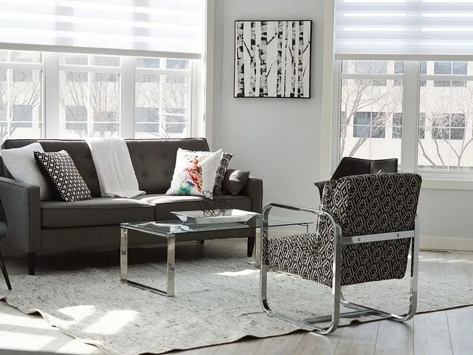 20 Riverside St #3