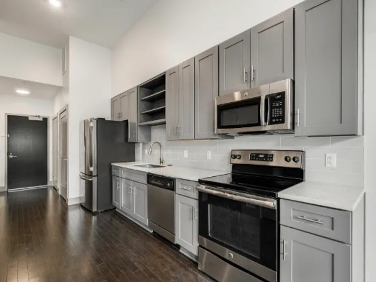 2407 8th Ave S #208 — Photo 3