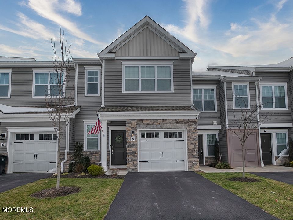 1st image of 8 Laird Way