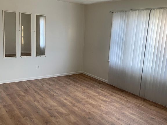 2nd image of 1213 E Columbus Dr #2F