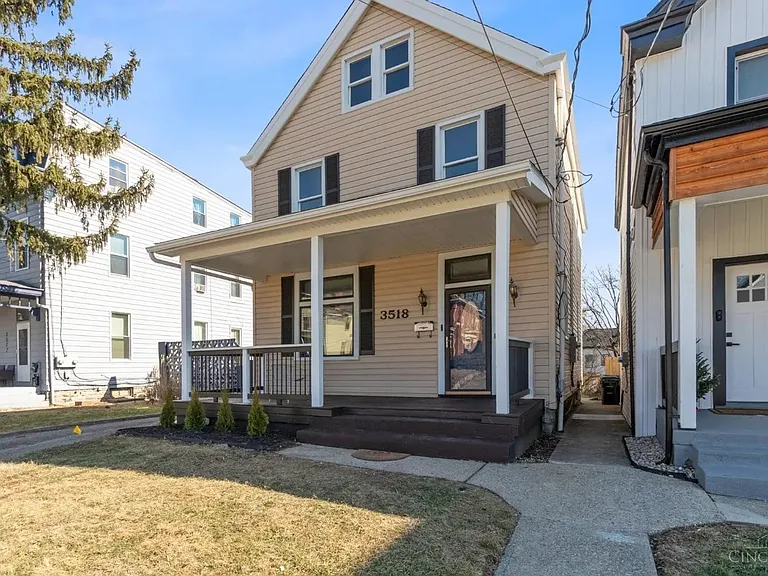 3518 Hudson Ave — Photo 2