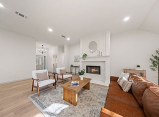 10138 Trail Ridge Dr, Benbrook, TX 76126