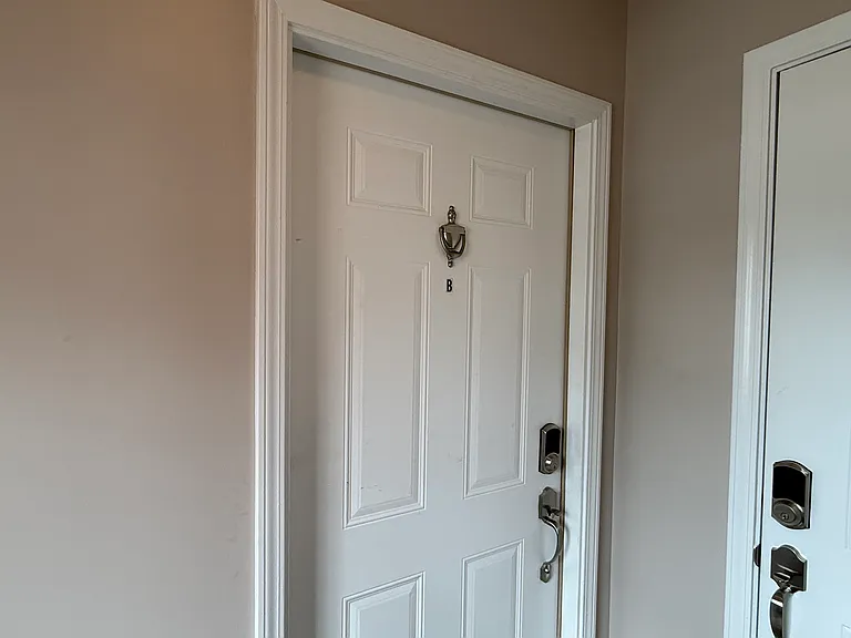 414 S Main St #B — Photo 5