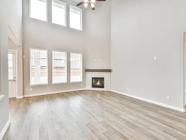 8211 Chartres Wind Dr — Photo 5