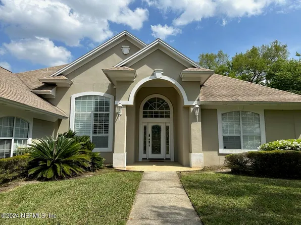 657 SANDRINGHAM Drive, Jacksonville, FL 32225