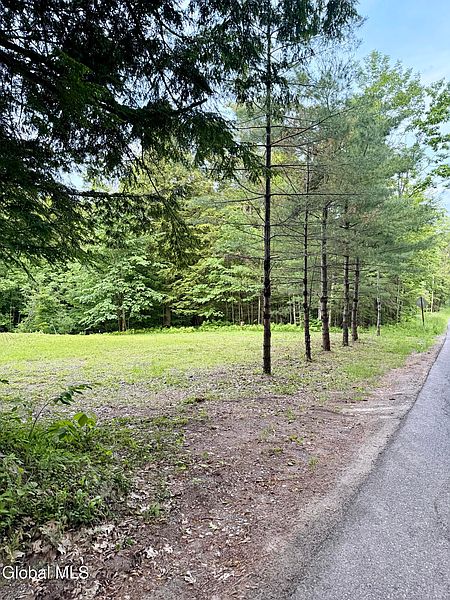 2nd image of 422 Old Peck Hill Road