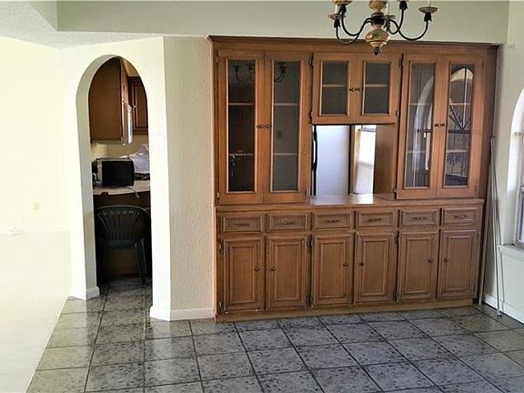 3rd image of 5668 Beth View Dr