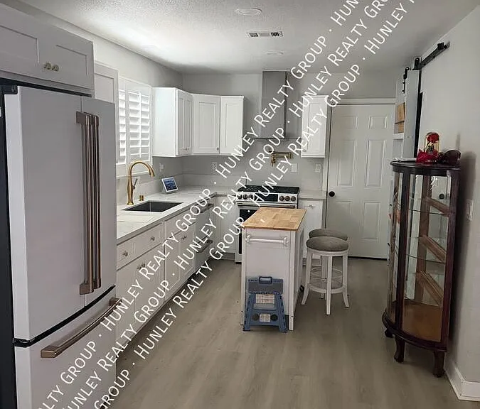 14174 Topmast Dr — Photo 5