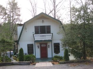1143 Ridge Rd, Helen, GA 30545