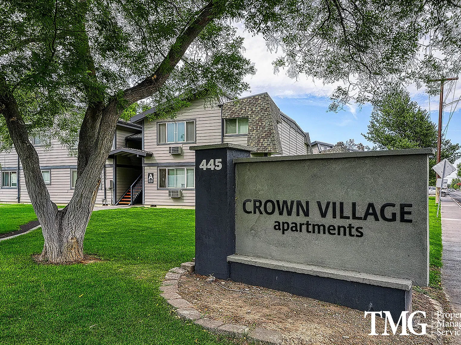 Crown Village Apartments — Photo 1