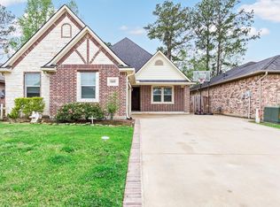 6485 Highpoint Ave, Beaumont, TX 77708