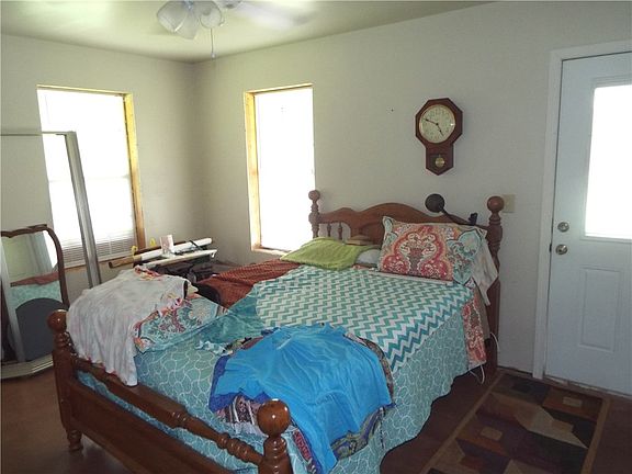 3rd image of 14990 W Highway 72