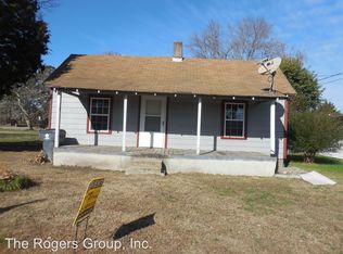 709 Berry St, Henderson, NC 27536