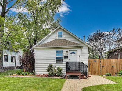 1325 Lincoln St, North Chicago, IL, 60064