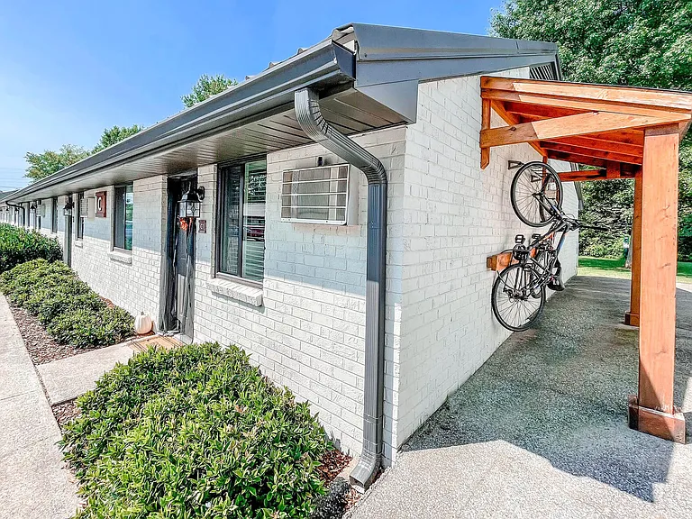 COTTAGES AVAILABLE FOR RENT IN MURFREESBORO, TN