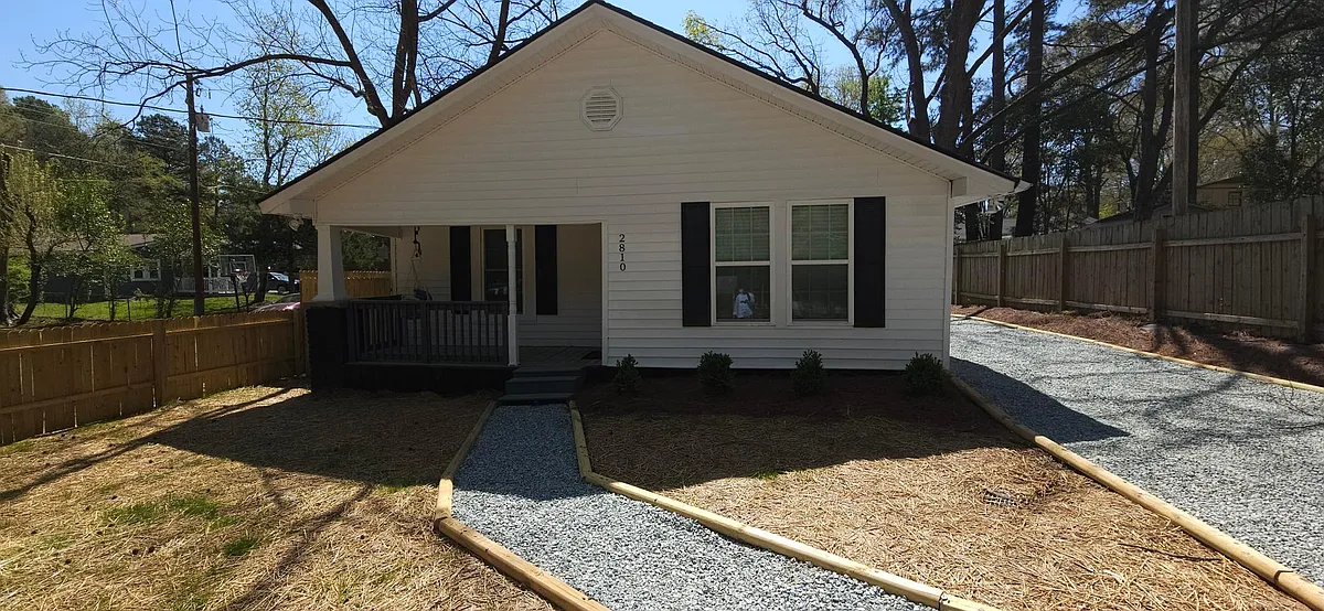 Building Photo - 2810 Ashe St