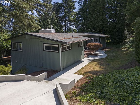3rd image of 14214 SE Vista Ln