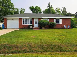 112 Aspen Ln, Jacksonville, NC 28540
