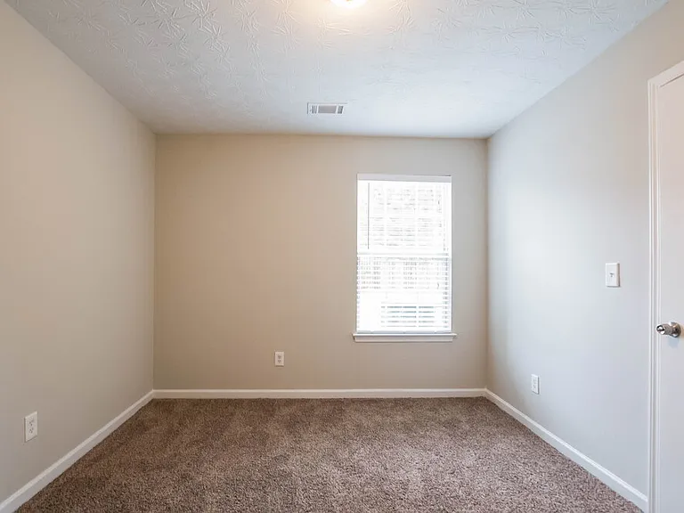 3814 Hadley Rd — Photo 11
