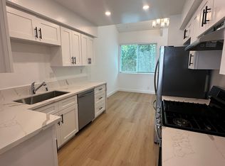 12325 Moorpark St APT 202, Studio City, CA 91604