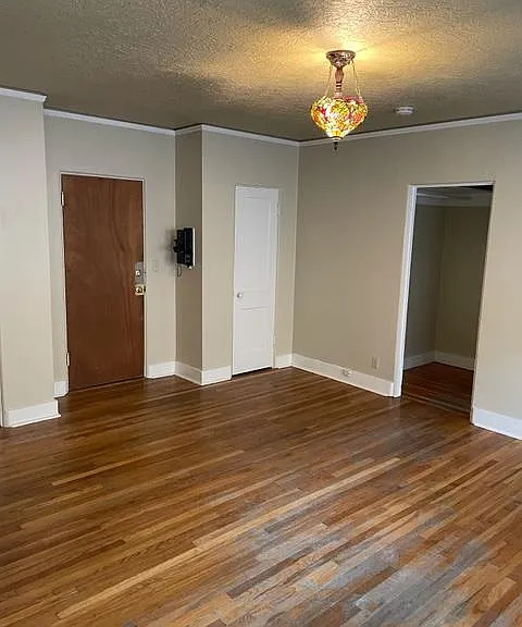 1954 NW Johnson St #304 — Photo 3