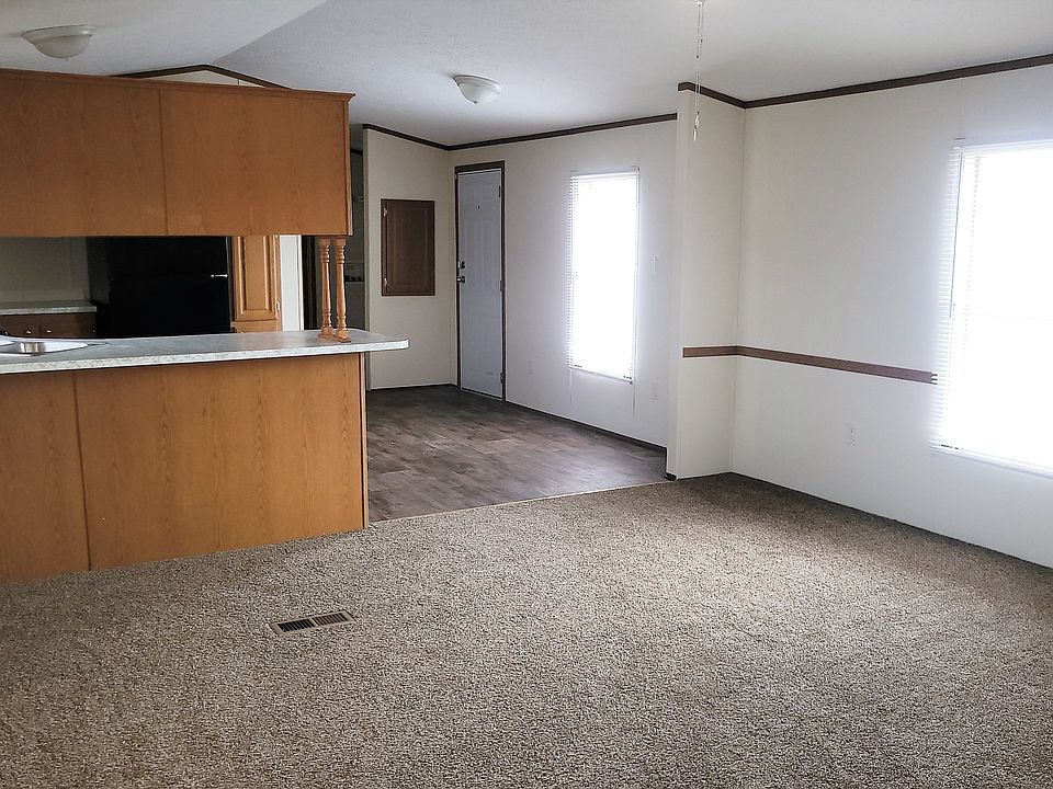 1st image of 530 Iowa St #530