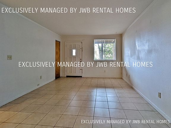4th image of 1005 1st Ave N #5
