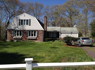 64 Blueberry Hill Rd, Hyannis, MA 02601