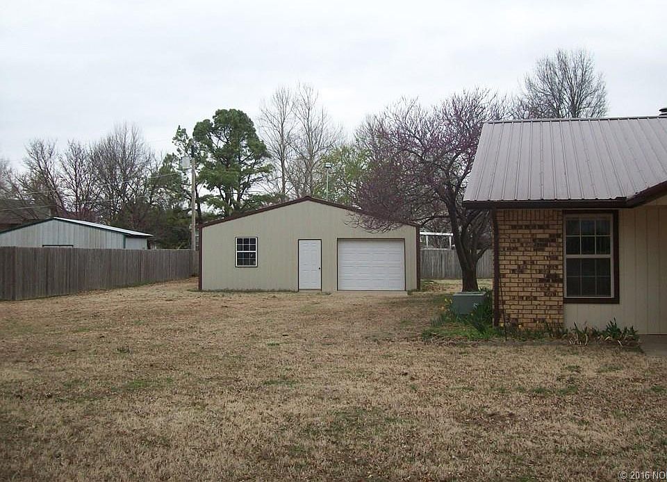 2nd image of 273 Cottonwood Rd