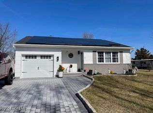 26 Northumberland Dr, Toms River, NJ 08757