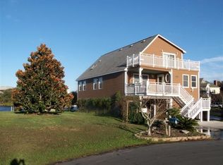 3847 Ivy Ln, Kitty Hawk, NC 27949