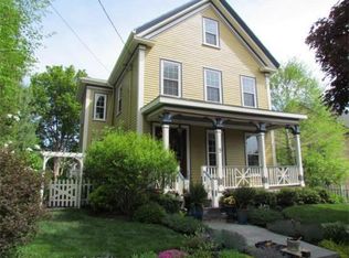 9 Maple St, Milton, MA 02186