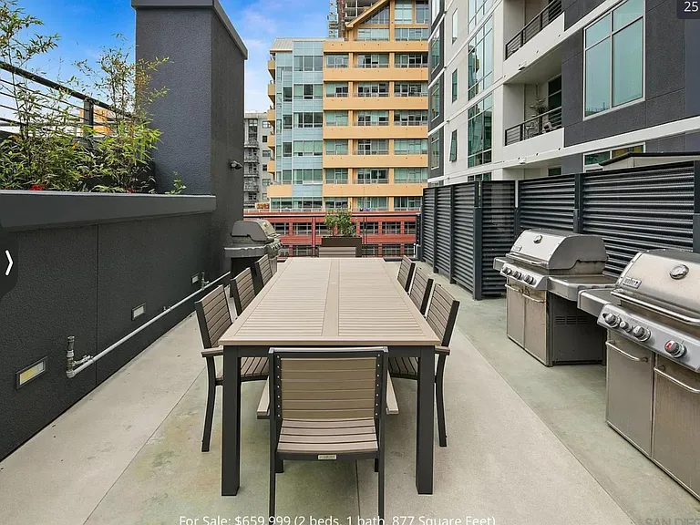 425 W Beech St #622 — Photo 17