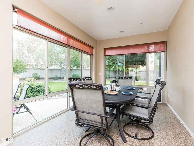8408 W Midway Ave — Photo 45