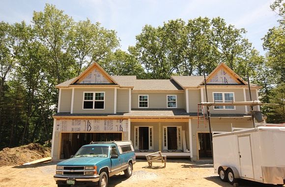 2nd image of 49 Kiln Rd