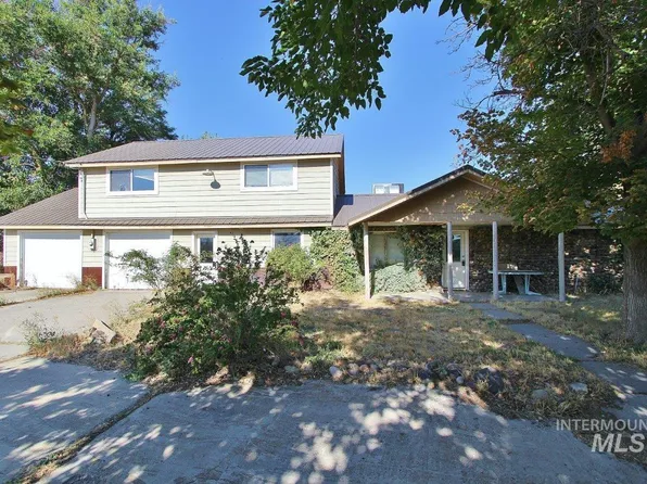 525 Foothill Dr, Ontario, OR 97914