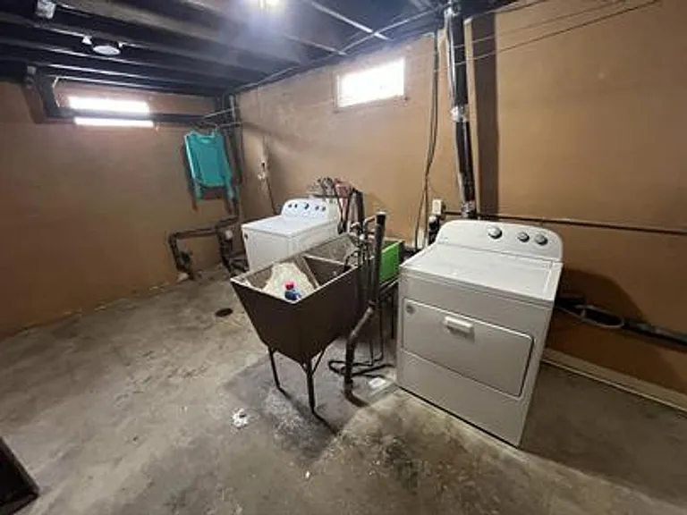 1800 Minnesota Ct NW — Photo 3