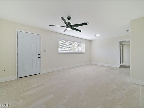 3rd image of 3447 Eastland St