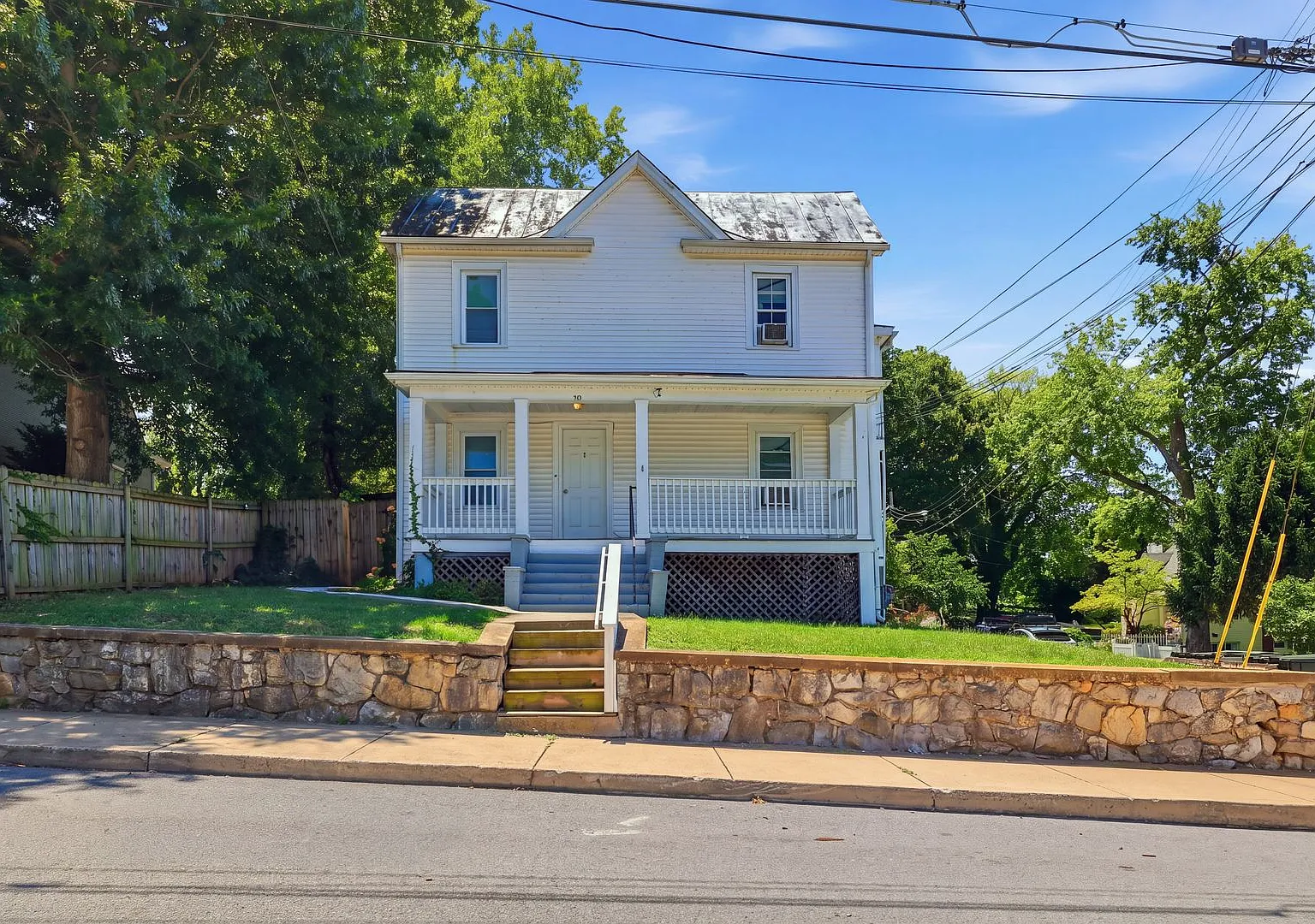 650 Alleghany Ave — Photo 2