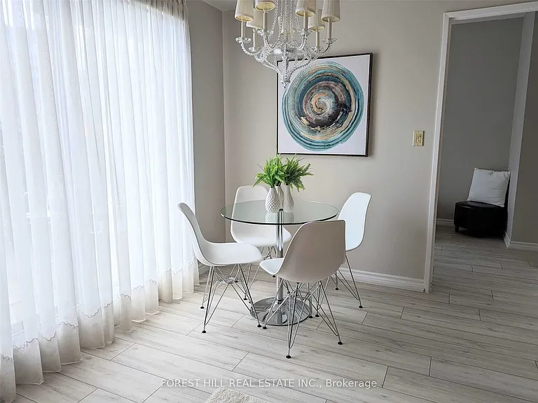 9 Greenbriar Rd #103 — Photo 7
