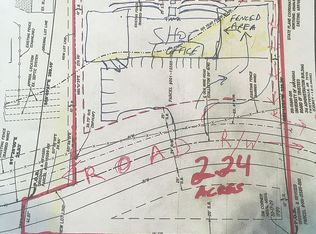 3900 N Old Wire Rd, Fayetteville, AR 72703