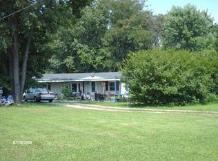 5508 Quarter Mile Ln, Brighton, IL 62012