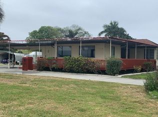 2727 Bacom Point Rd, Pahokee, FL 33476